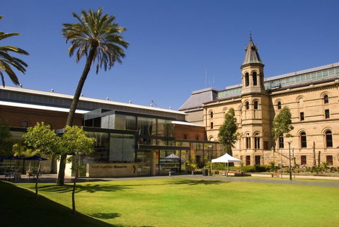 Hilton Adelaide - Winery Find 38