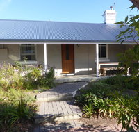 Penzance Cottage - Winery Find