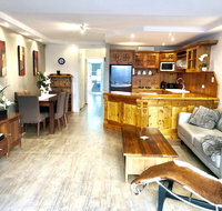 Superb Townhouse in North Adelaide - Winery Find