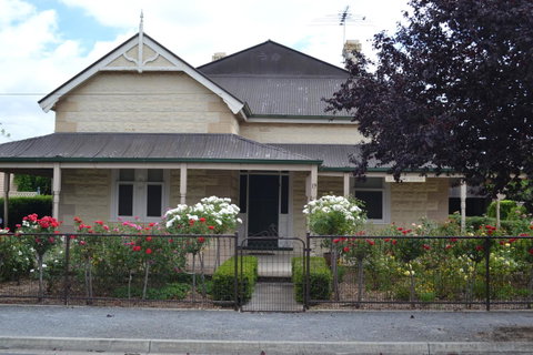 Tin House In Tanunda - Winery Find 0
