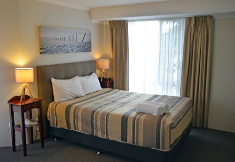 Arkana Motor Inn & Terrace Apartments - Winery Find 9