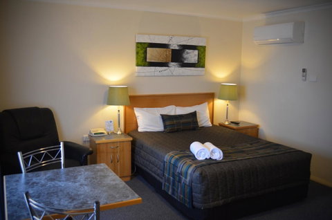 Arkana Motor Inn & Terrace Apartments - Winery Find 0