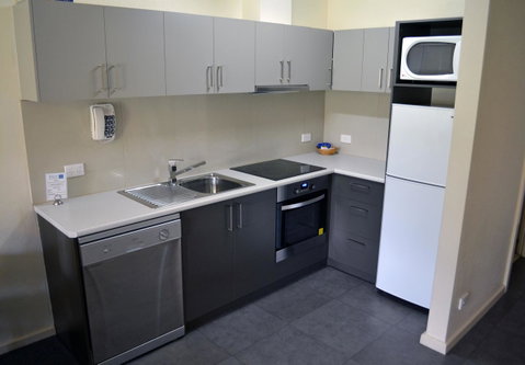 Arkana Motor Inn & Terrace Apartments - Winery Find 30