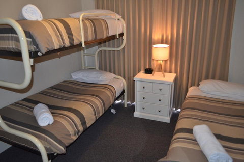 Arkana Motor Inn & Terrace Apartments - Winery Find 10