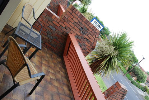 Arkana Motor Inn & Terrace Apartments - Winery Find 39
