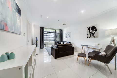 York Apartments On Grenfell - Winery Find 9