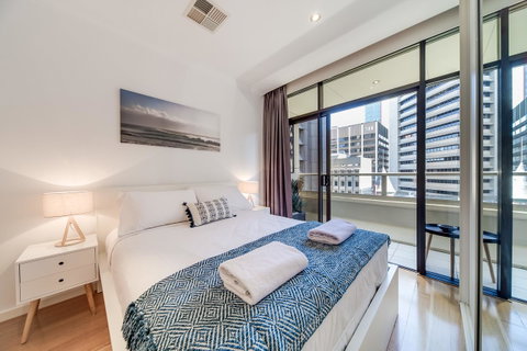 York Apartments On Grenfell - Winery Find 12