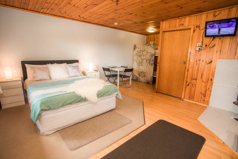 Seppelts View Cabins - Winery Find 21
