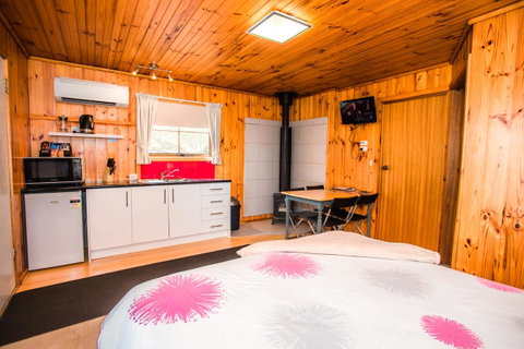 Seppelts View Cabins - Winery Find 32