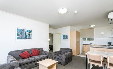 Glenelg Holiday Apartments - Corfu - Winery Find 3