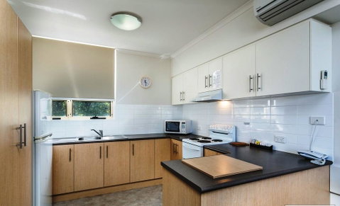 Glenelg Holiday Apartments - Corfu - Winery Find 4
