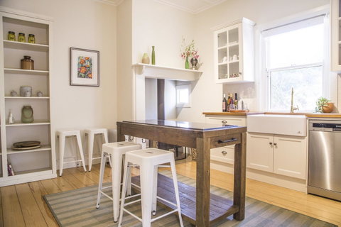 Mataro Cottage - Winery Find 4