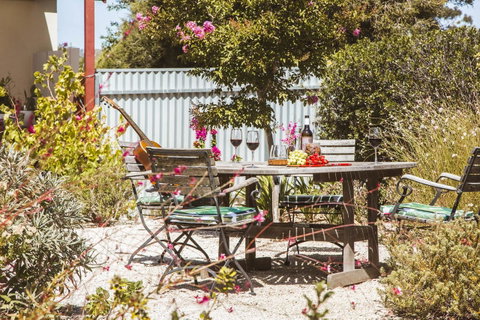 Mataro Cottage - Winery Find 29