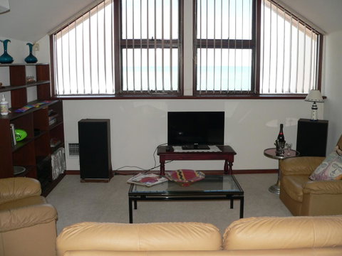 Brighton Beach House - Winery Find 6