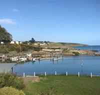 Penneshaw Oceanview Apartments - Winery Find