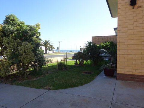 Selene Holiday Apartment @West Beach - Winery Find 30
