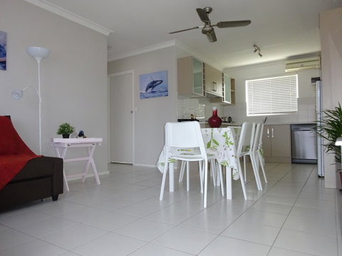 Selene Holiday Apartment @West Beach - Winery Find 1