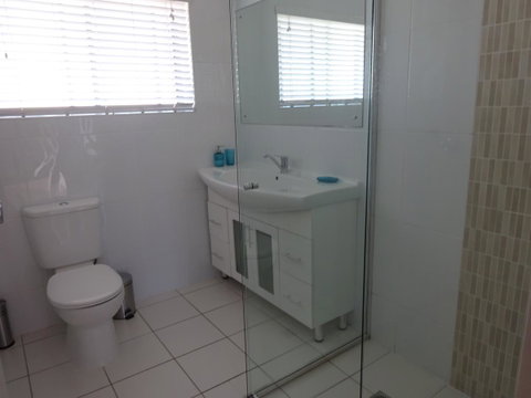 Selene Holiday Apartment @West Beach - Winery Find 20