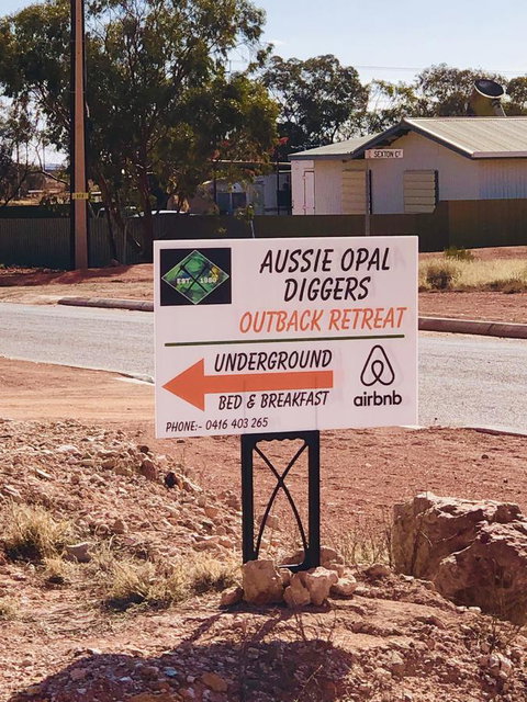 Aussie Opal Diggers Outback Retreat-Undergound - Winery Find 24