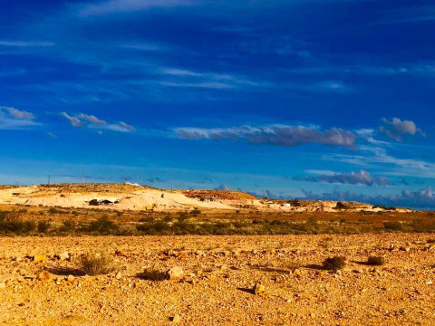 Aussie Opal Diggers Outback Retreat-Undergound - Winery Find 28