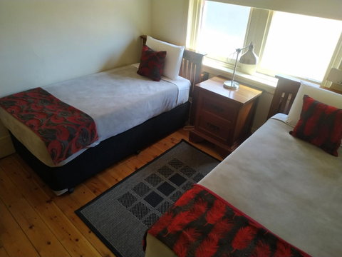 Glenelg Gateway Apartments - Winery Find 4