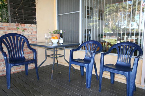 Lake Edge Apartments - Winery Find 19