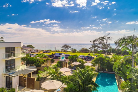 Bayview Beachfront Apartments, In Town Right On The Beach - Winery Find 27