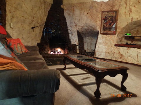Di's Place - Winery Find 10
