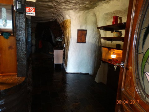 Di's Place - Winery Find 1