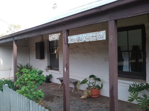 The Pig And Whistle - Winery Find 27