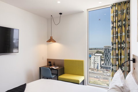 Citadines Connect Sydney Airport - Winery Find 26