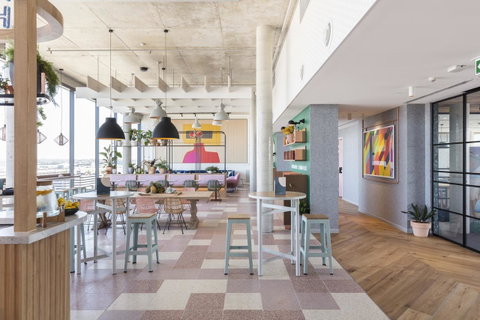 Citadines Connect Sydney Airport - Winery Find 27