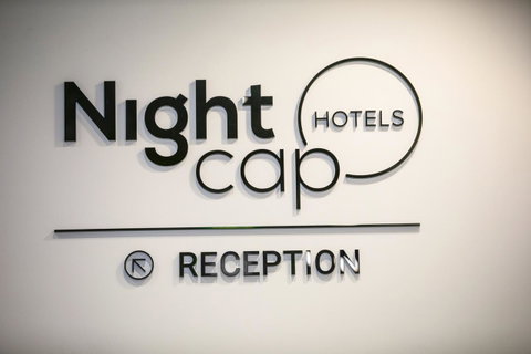 Nightcap At Exeter Hotel - Winery Find 9