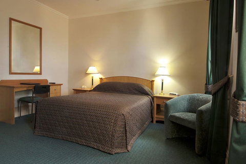 Loxton Community Hotel Motel - Winery Find 28