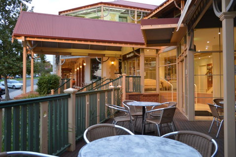 Loxton Community Hotel Motel - Winery Find 1