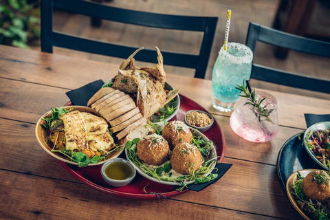 Mick O\'Sheas - Winery Find 10