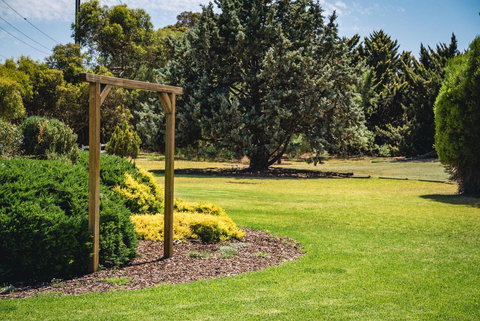 Mick O\'Sheas - Winery Find 34