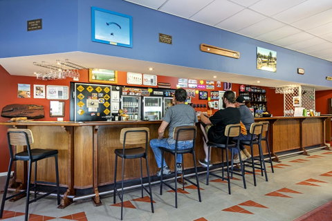 Border Village Roadhouse - Winery Find 5