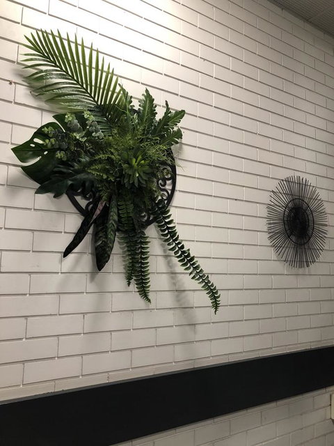 Adelaide Airport Motel - Winery Find 14