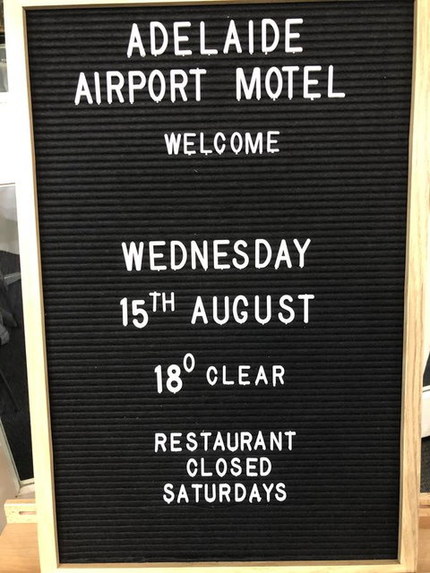 Adelaide Airport Motel - Winery Find 7