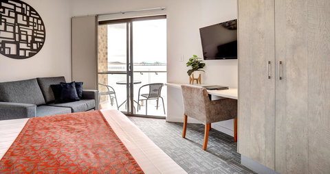 Limani Motel - Winery Find 24