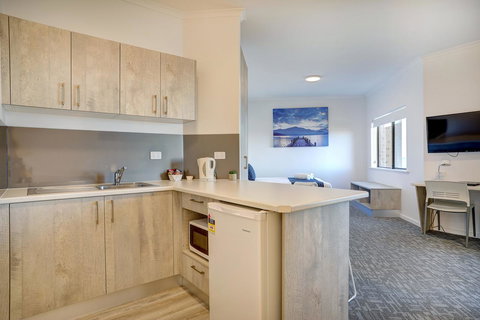 Limani Motel - Winery Find 39