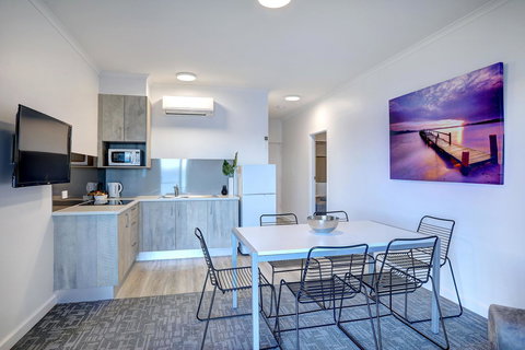 Limani Motel - Winery Find 10