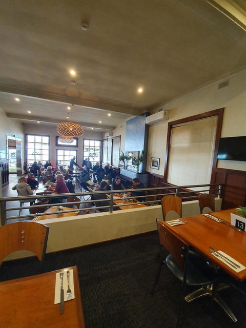 Pier Hotel Port Lincoln - Winery Find 8