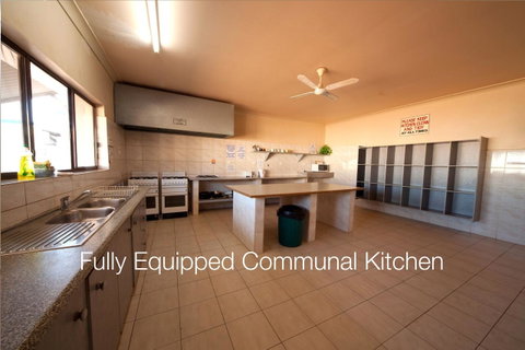 Radeka Downunder Underground Motel - Winery Find 12