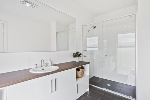 Sea View At Silver Sands - C21 SouthCoast Holidays - Winery Find 12