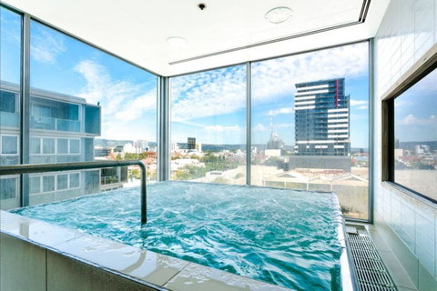 Hi 5 Stars Luxury Adelaide City Apartment - Winery Find 0