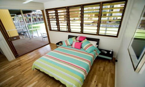 South Shores Yellowfin Villa 96 - South Shores Normanville - Winery Find 3