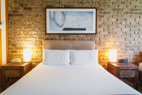 The Lodge By Manna - Winery Find 7