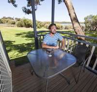 Lakeside Tourist Park - Winery Find